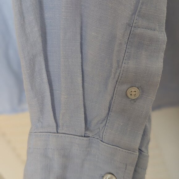 Lands' End 100%  Linen Button Down Shirt w/ Pintuck Detailing Size XL Light Blue - Picture 3 of 7